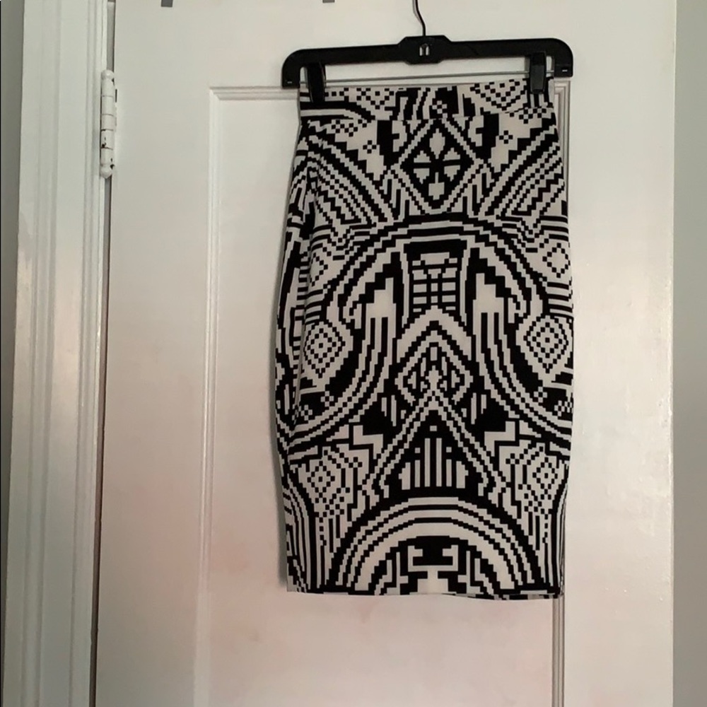 BANANA REPUBLIC Print Midi Skirt